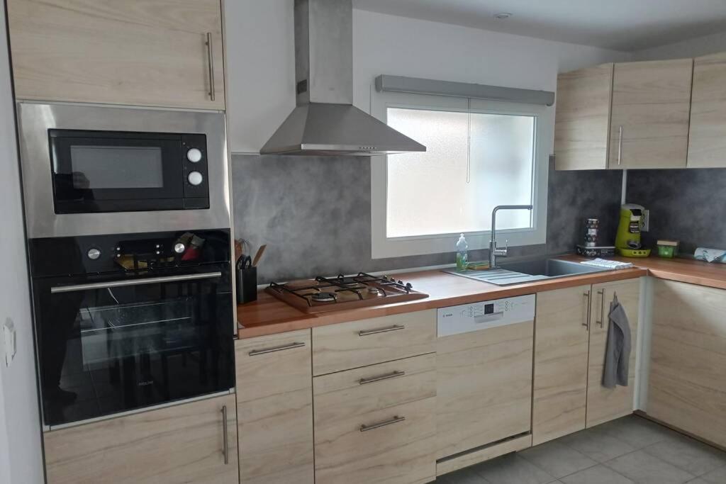 Appartement Neuf Tout Confort Aubenas Bagian luar foto