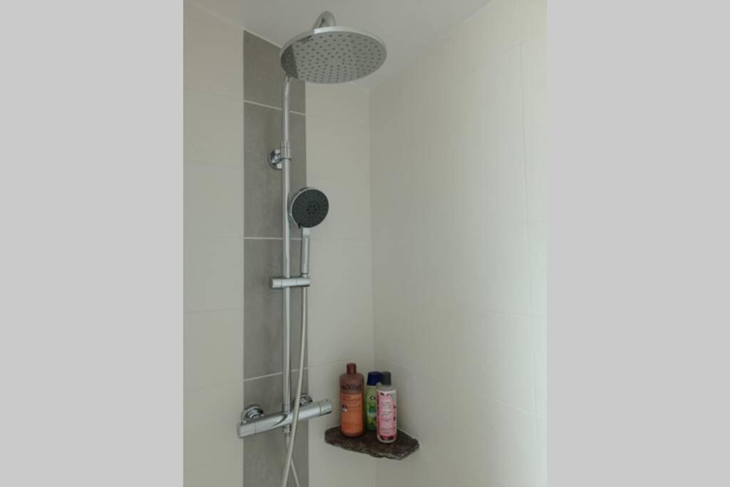 Appartement Neuf Tout Confort Aubenas Bagian luar foto