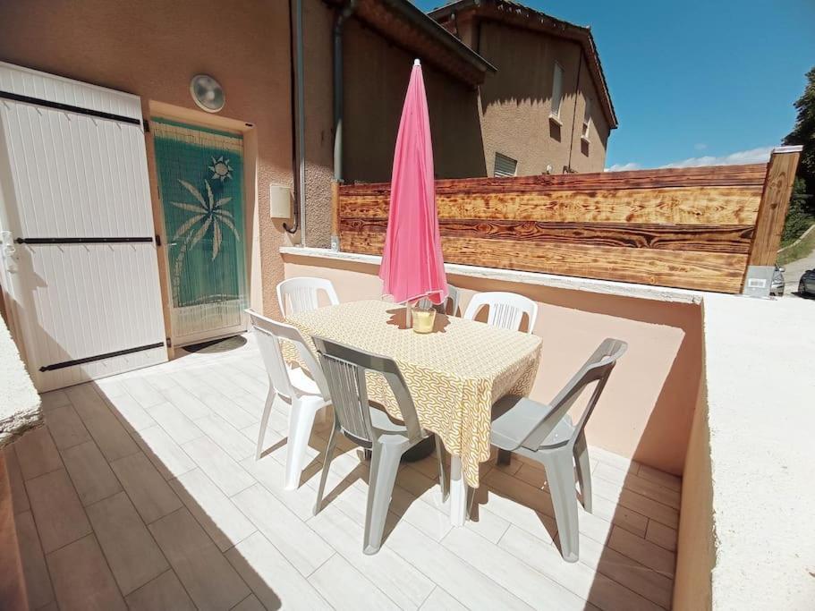 Appartement Neuf Tout Confort Aubenas Bagian luar foto